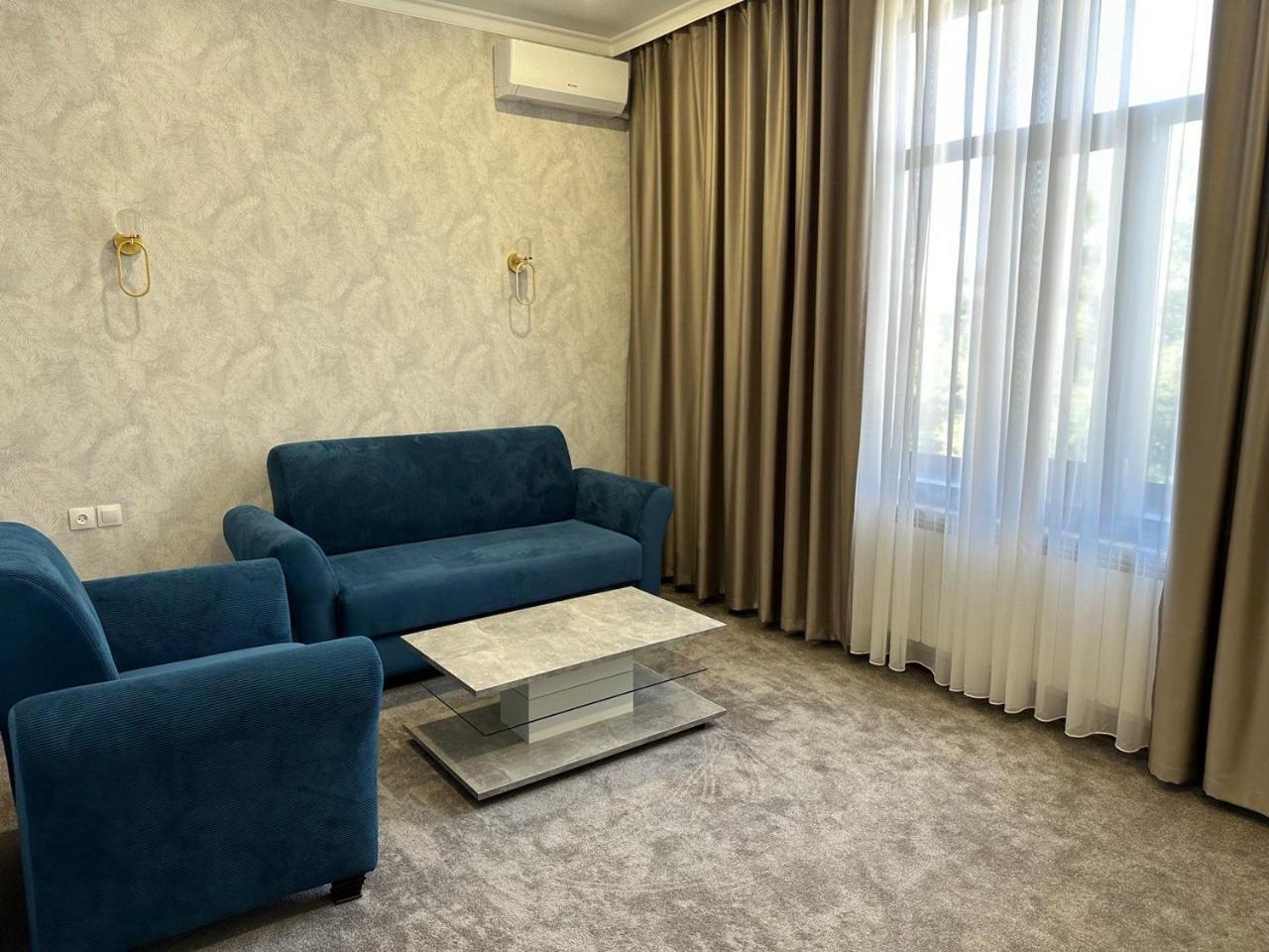 Grand Way Hotel Taraz Zewnętrze zdjęcie