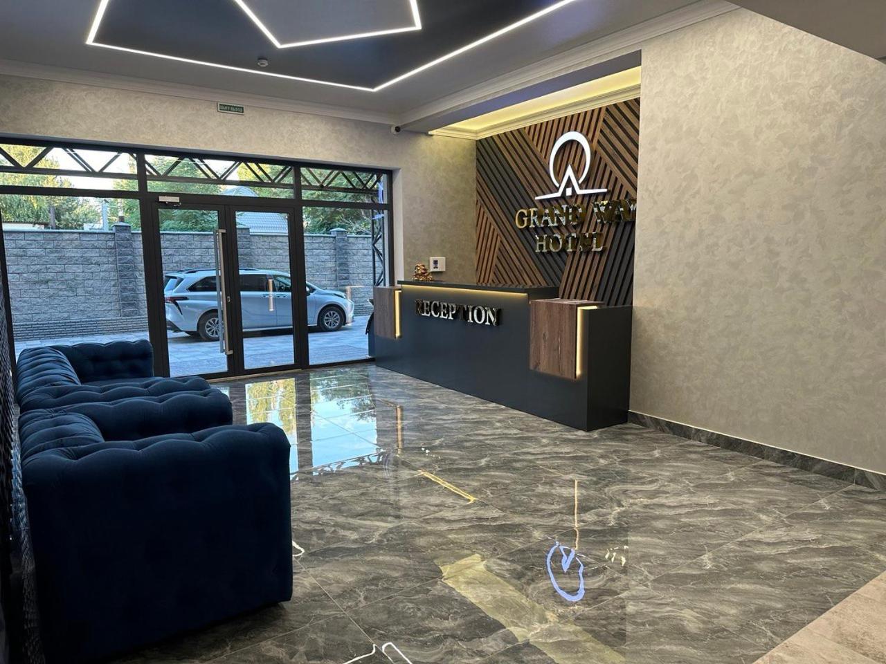 Grand Way Hotel Taraz Zewnętrze zdjęcie
